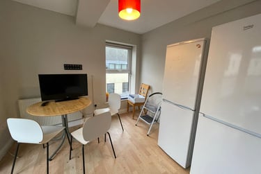 9 bed flat, 3 Camden Street, Greenbank, Plymouth, PL48NW - Image 8